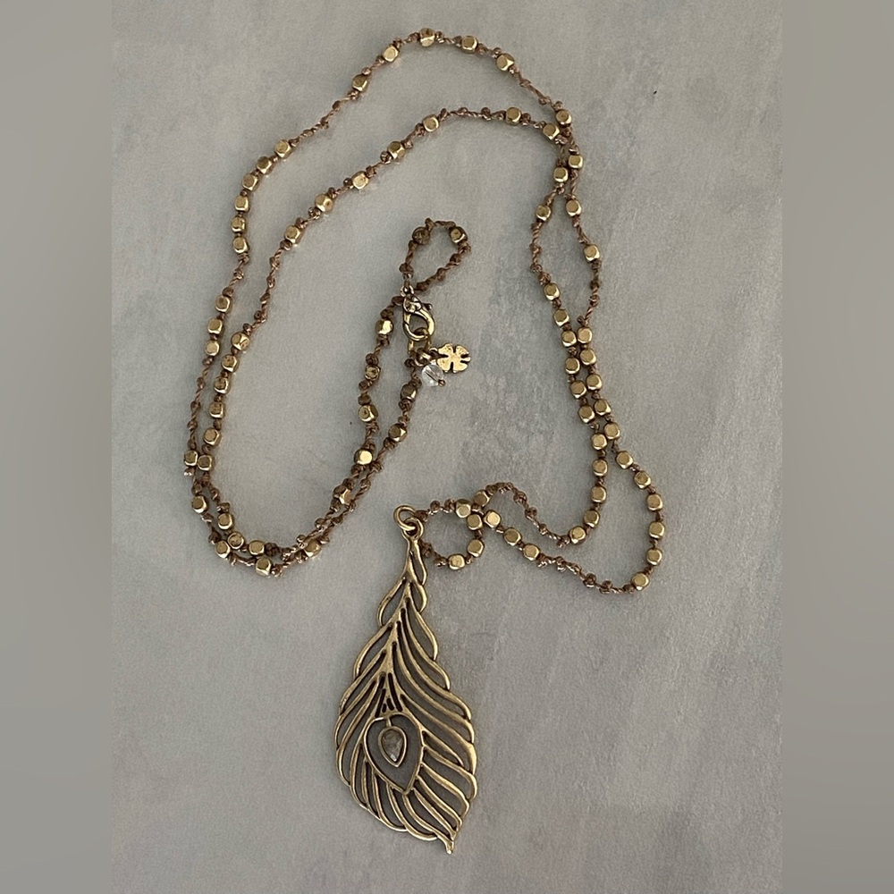 Pretty Lucky Brand Goldtone Beaded Feather Necklace, Nature-Inspired, Boho Style
